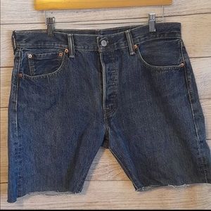 Levi strauss 501 denim frayed hidden button fly shorts size 33